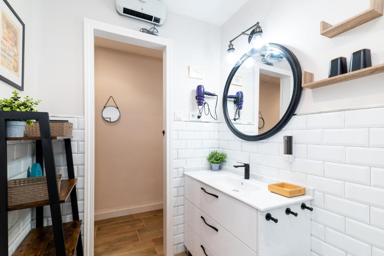 Emblematic Apartment In The Realejo Granada Bagian luar foto