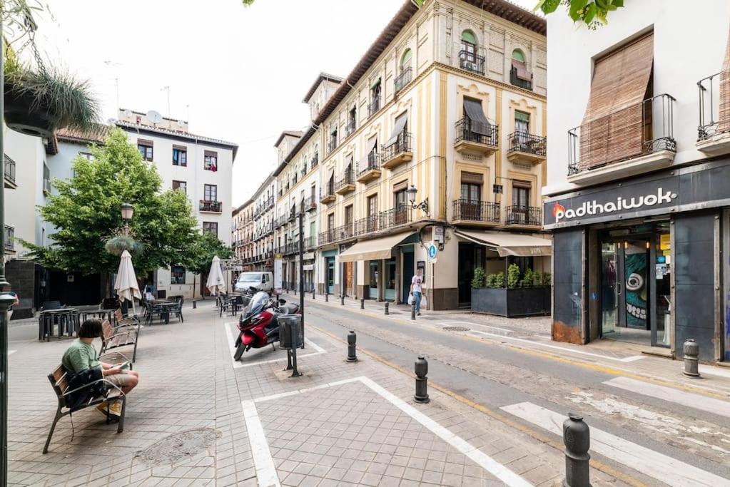 Emblematic Apartment In The Realejo Granada Bagian luar foto